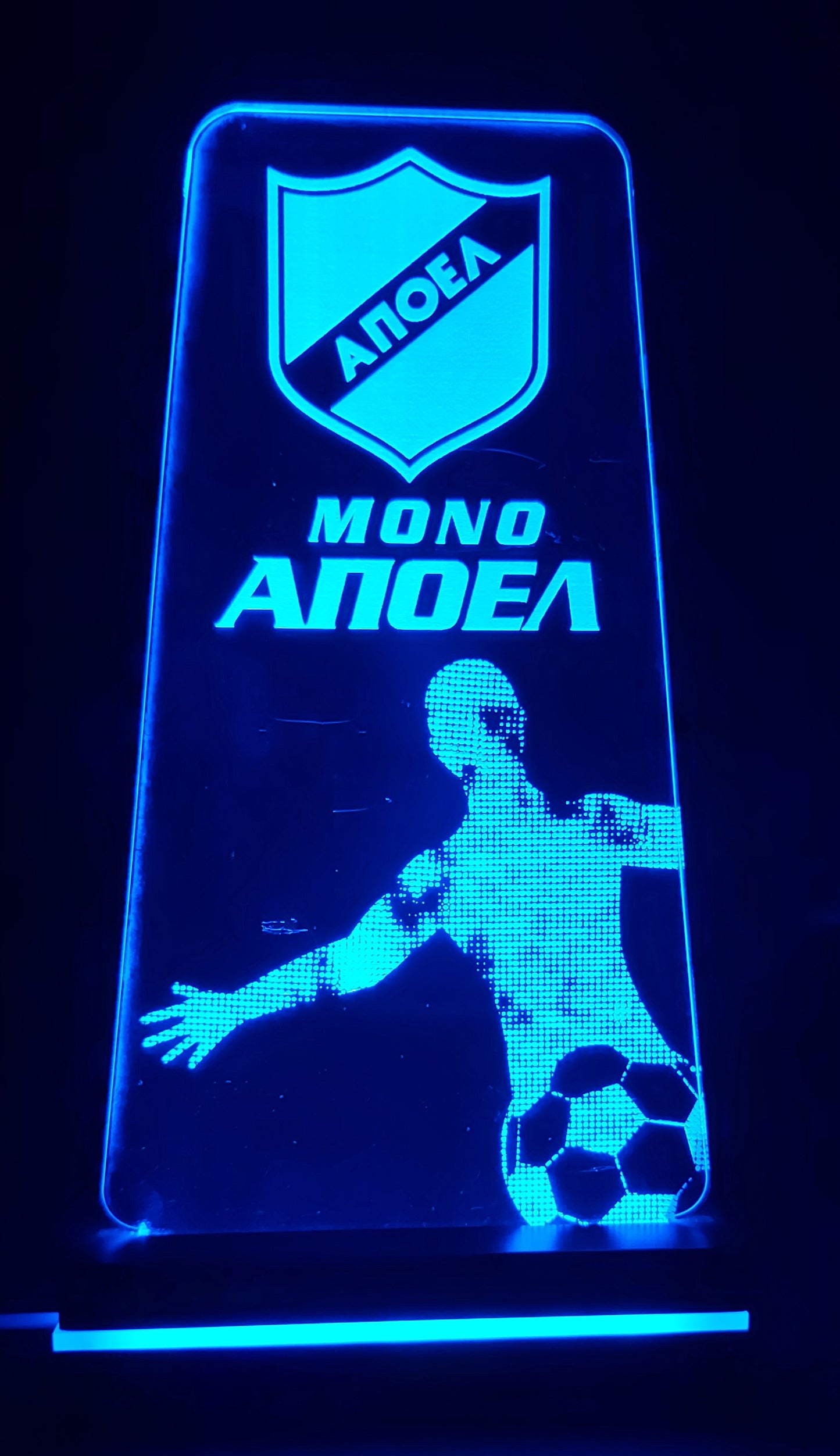 APOEL LED LIGHTING (TRIANGLE - FOOTBALL PLAYER)