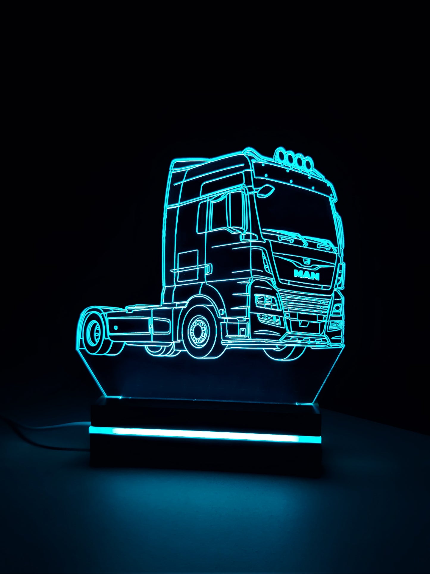 ''MAN'' TRUCK LED LIGHTING