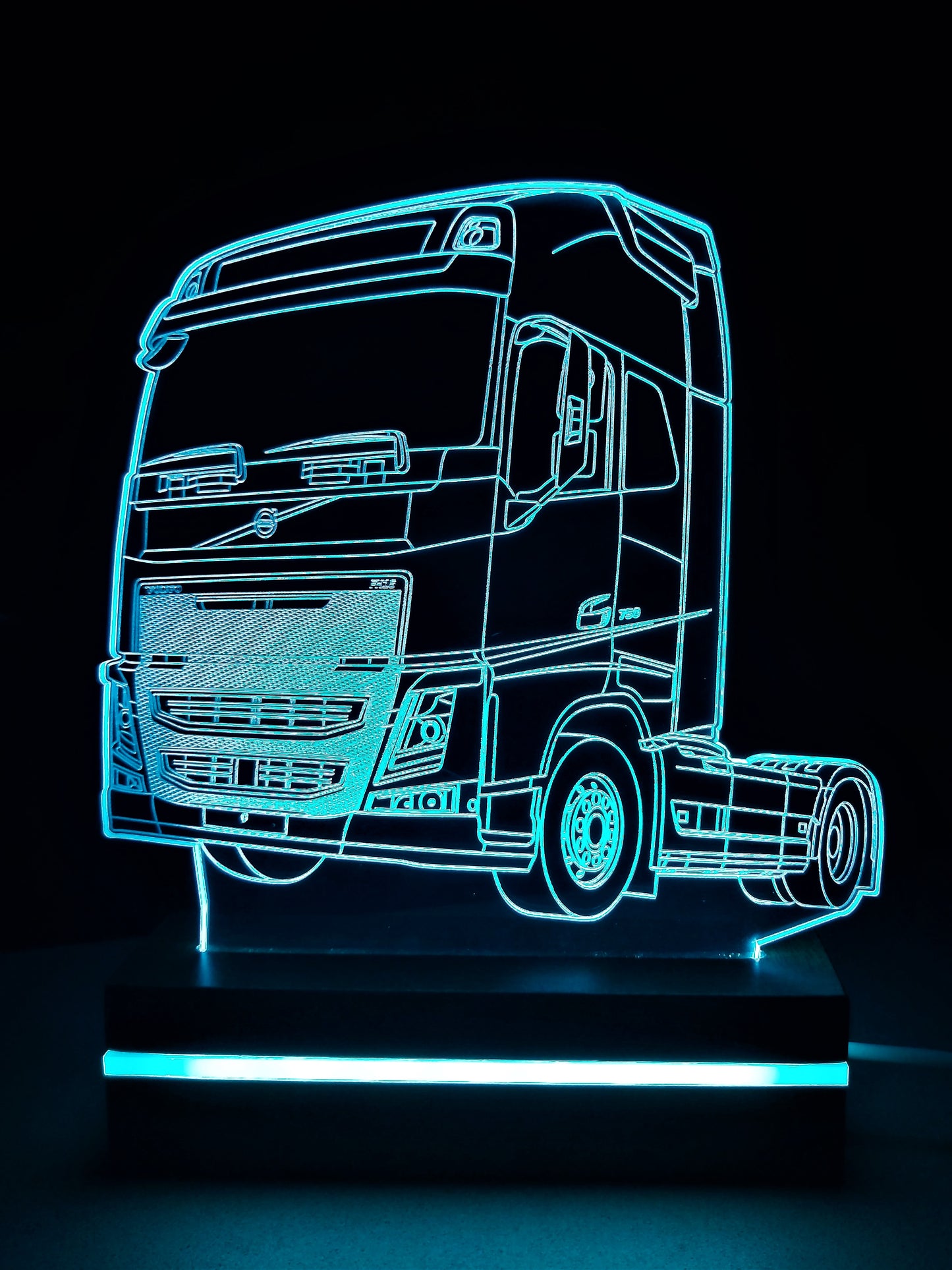 ''VOLVO'' TRUCK LED LIGHTING