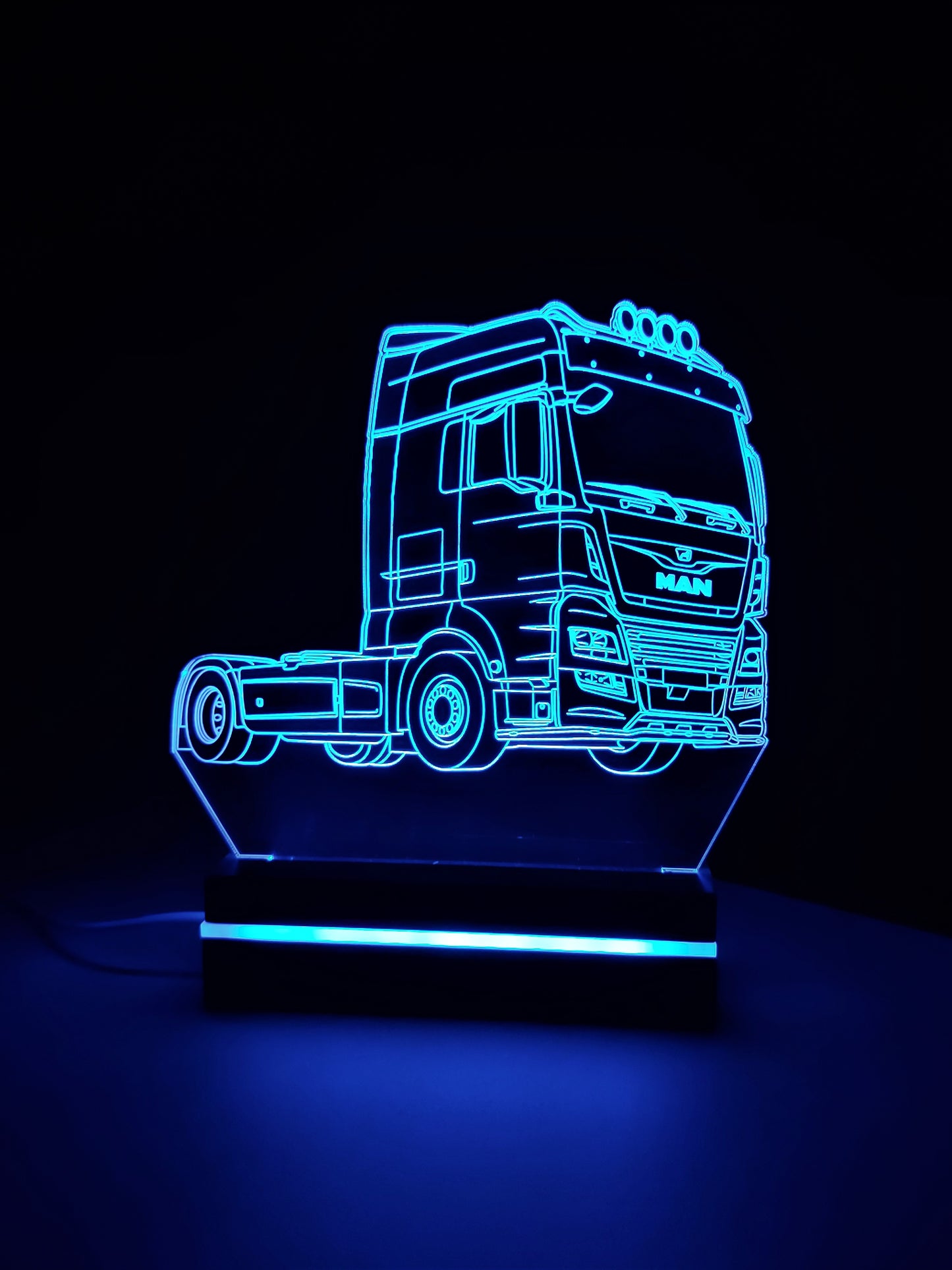 ''MAN'' TRUCK LED LIGHTING