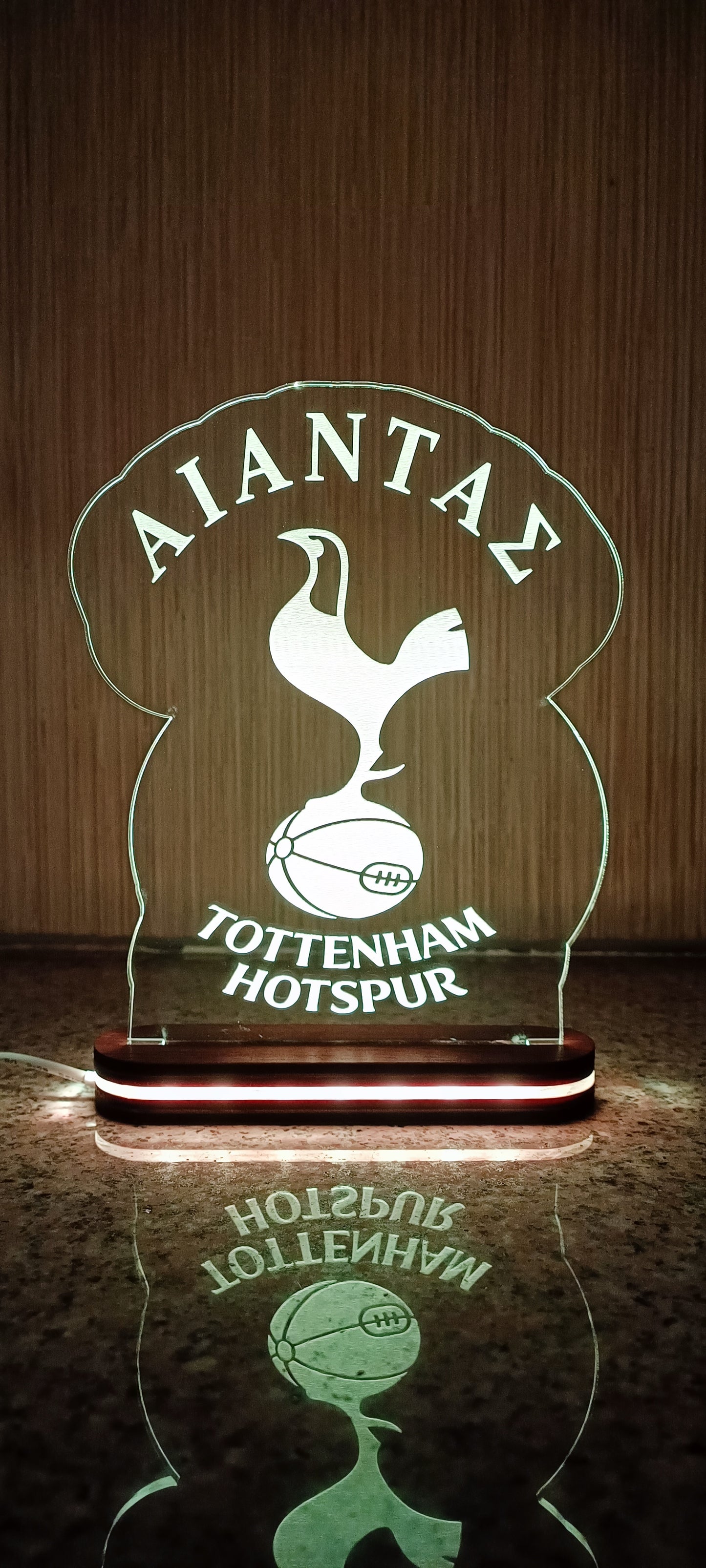 "TOTTENHAM" LED LIGHTING